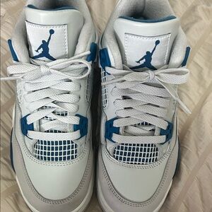 Jordan Women's Sneakers in White and Blue